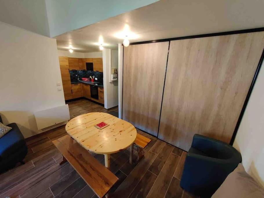 Appartement Cocooning Entierement Renove Les Angles  Buitenkant foto
